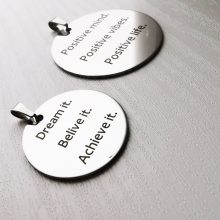 Gravírozott kerek nemesacél nyaklánc