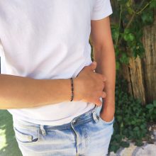 Férfi morze karkötő fa gyöngyökkel