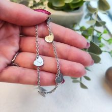 Monogramos szívecskés nemesacél karkötő