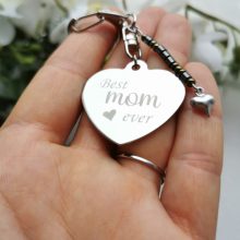 Best mom ever szív kulcstartó