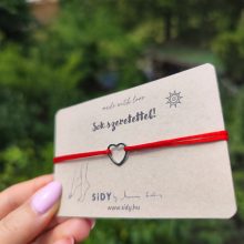 Szív kontúr bokalánc selyemzsinóron